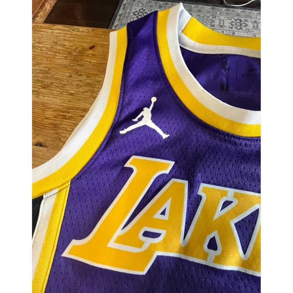 LeBron James Los Angeles Lakers Jersey #6 Nike Jordan Swingman Jersey S